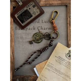 Túi Ma Thuật Quyến Rũ Bộ Dây Da Retro Kim Loại Cá Tính Móc Khóa Harry Potter Ngoại Vi Mặt Dây Chuyền