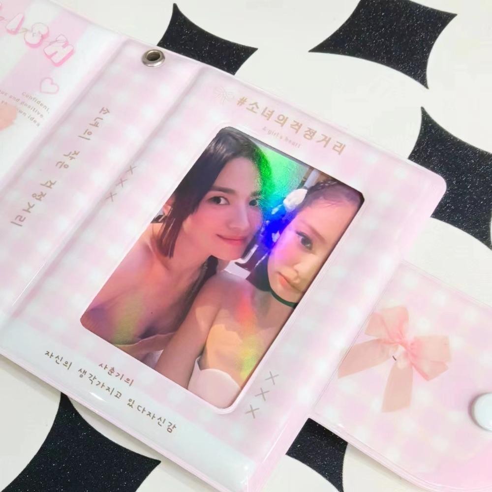 SAIA Photocard Binder, Love Bow PVC Card Album, với 16 trang bên trong Gấu hồng 3 Inch Mini Idol Card Collect Book