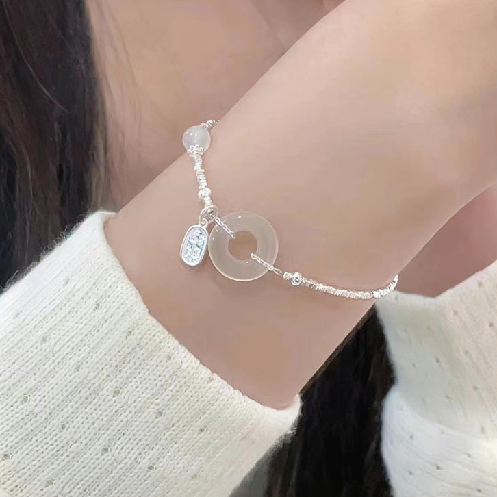 Thời Trang Giả Ngọc Hetian Khóa An Toàn Vòng Tay Nữ Tính Khí Tinh Tế Vòng Tay Bạc Vỡ