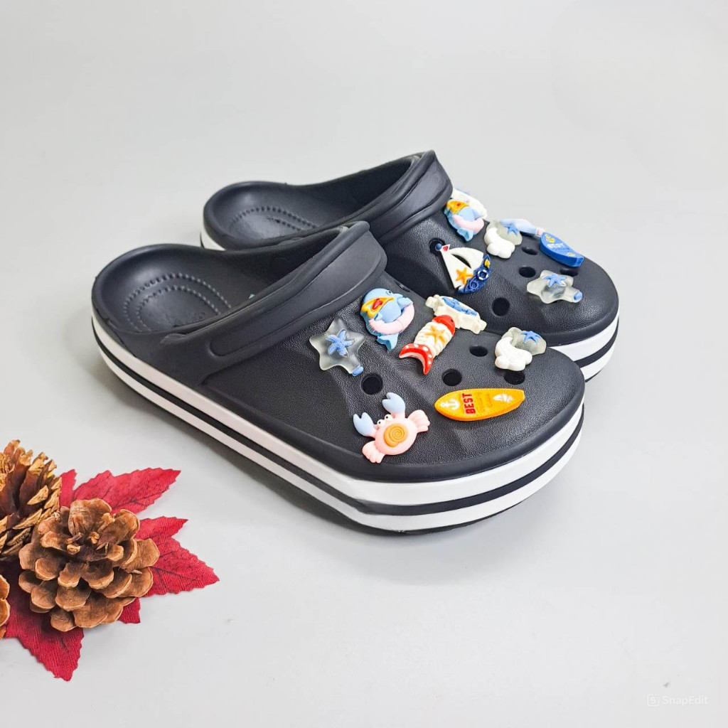 Dép sục baya unisex viền chữ nhiều màu tặng kèm jibbitz sticker, dép sục cho nam nữ nhựa đúc nguyên khối | BigBuy360 - bigbuy360.vn