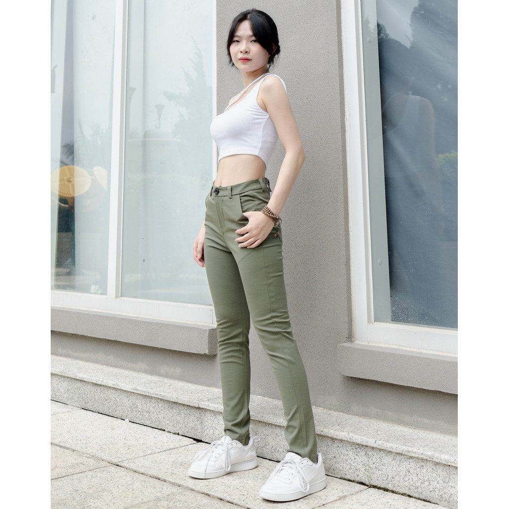 Ảnh Quần kaki nữ KQ STYLING ống đứng ôm dáng co giãn 4 chiều mềm mịn Rêu Nhạt cao cấp 1
