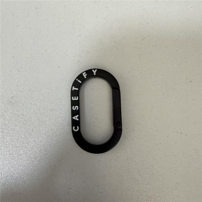 Casetify Tai Nghe Vỏ Treo Khóa Carabiner Đen Móc Khóa Cao Cấp Người Nổi Tiếng Cùng Phong Cách Nghệ Thuật Cô Gái Hợp Thời Trang