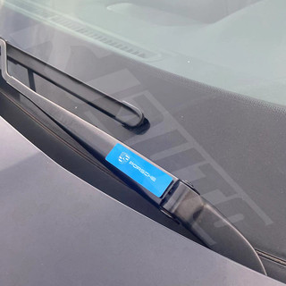 Porsche Thân Xe Fender Bên Kim Loại Biểu Tượng Miếng Dán Tự Động Cửa Sổ Trang Trí Dán Khăn Lau Xe Miếng Dán Dành Cho Xe Carrera gts turbo macan Cayenne Cayman 718 Boxster 911 Panamera Phụ Kiện