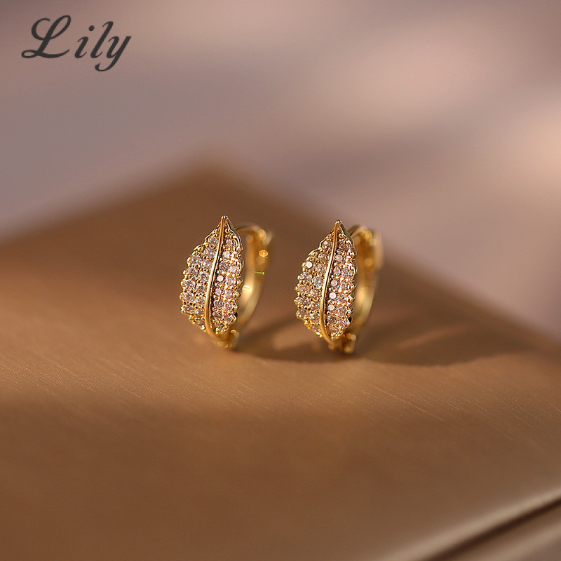 Sáng Tạo S925 Bạc Zircon Bông Tai Nữ Tính Khí Độc Đáo Nhỏ