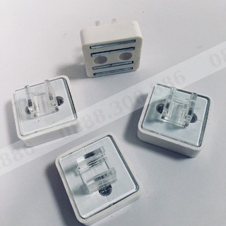 Chân Nam Từ dùng gắn bảng giá khung A3 A4 A5 A6 trong gian hàng siêu thị, văn phòng phẩm, cửa hàng