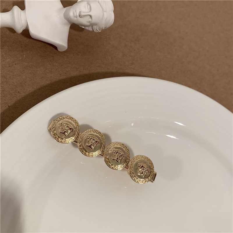 Kẹp tóc ngọc trai cổ điển Opal