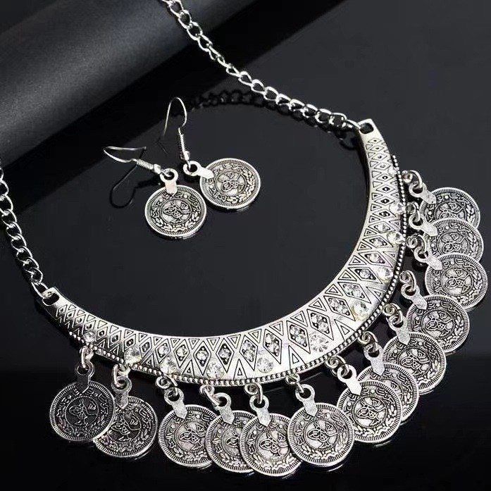 Cung Điện Retro Khắc Kim Cương Giả Vòng Cổ Đồng Xu Tua Rua Áo Len Dây Xích Khiêu Vũ Phụ Kiện Retro Đồng Xu Trang Sức