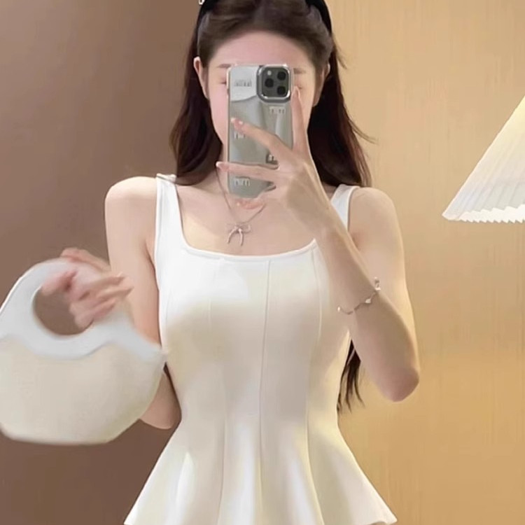 Áo vest camisole mới mùa hè cho phụ nữ, ôm sát eo, áo ngắn không tay