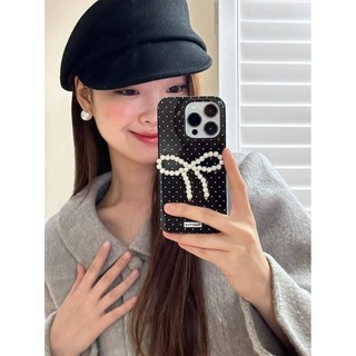Sang Trọng Phong Cách Hàn Quốc Đen Sóng Điểm Ngọc Trai Nơ Pendent Ốp Lưng Điện Thoại iPhone 15Promax 12 13 14 Pro Max 11 Thời Trang Chống Sốc Silicon Mềm Nữ Tính Nữ Vỏ Di Động
