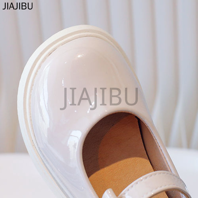 Giày Da Màu Đỏ Phong Cách Anh Giày Trẻ Em Thời Trang Giày Công Chúa Trắng Bé Gái Dễ Thương Casual Soft Sole Doll Shoes Korean Fashion Platform Mary Jane Shoes Black Round Toe Lolita Shoes Giày Da Sáng Chế Cosplay Chống Trượt Giày Đi Học Trẻ Em Giày Nhảy