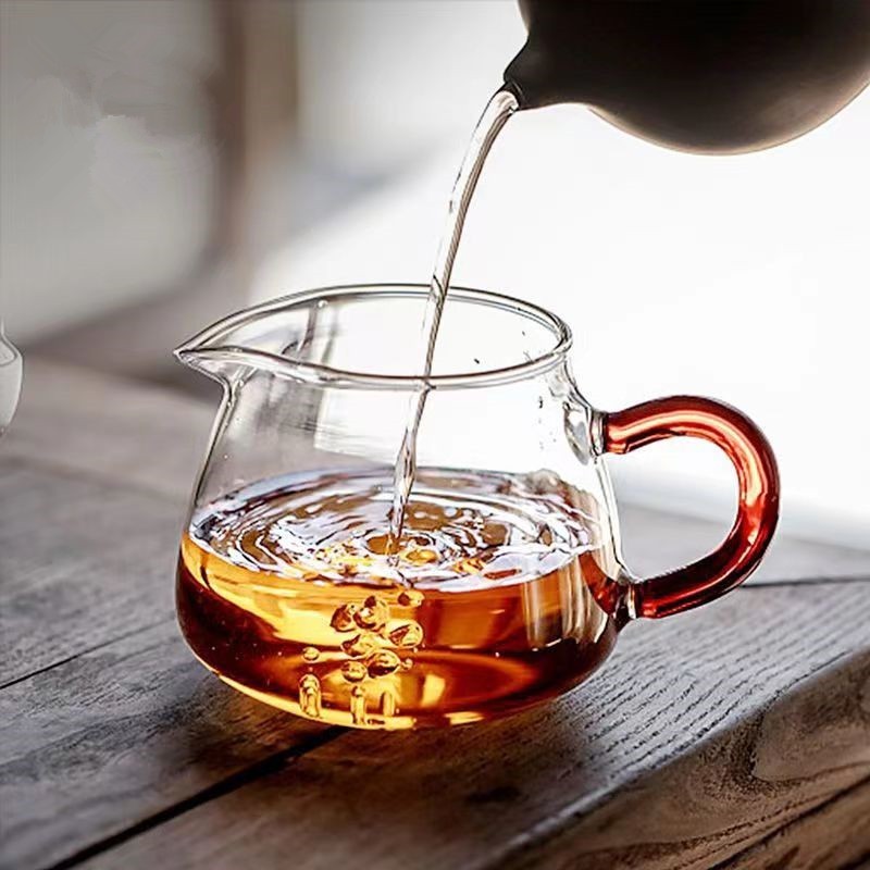 Tống Chuyên Trà Bằng Thủy Tinh Chịu Nhiệt Dung Tích 200 ml