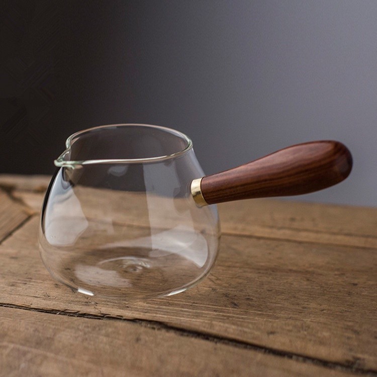 Tống chuyên trà bằng thủy tinh chịu nhiệt Borosilicate cao cấp dung tích 300 ml