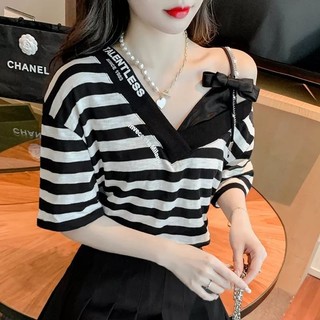 Áo thun ngắn tay quây cổ chéo không đều dành cho nữ 2024 dáng rộng cổ chữ V sang trọng xương đòn thiết kế độc đáo hàng đầu 7.4