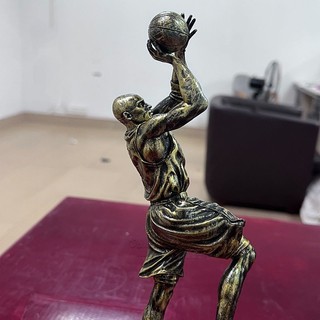 Siêu sao bóng rổ Kobe NBA Mamba tinh thần tượng đồng kết cấu mô hình trang trí