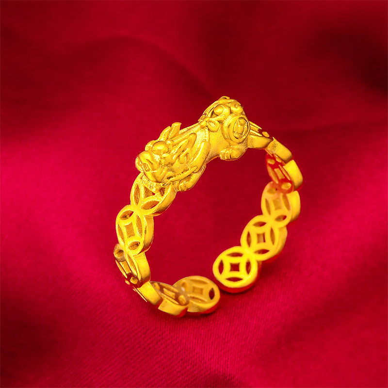 Women's Gold-Plated Feng Shui Ring by dreamlife.vn