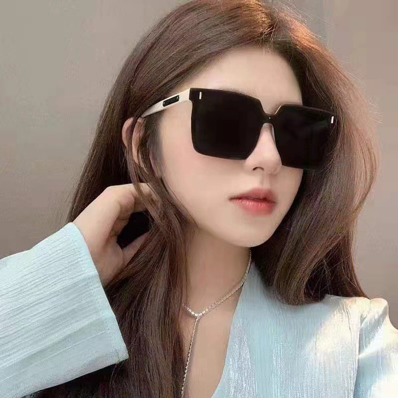 [Yunyuan] Kính râm nhựa tổng hợp toàn khung, Kính râm làm móng tay gạo hợp thời trang, Kính đôi chống tia cực tím, Kính đôi nam và nữ, Kính râm vuông khung lớn một mảnh được cá nhân hóa