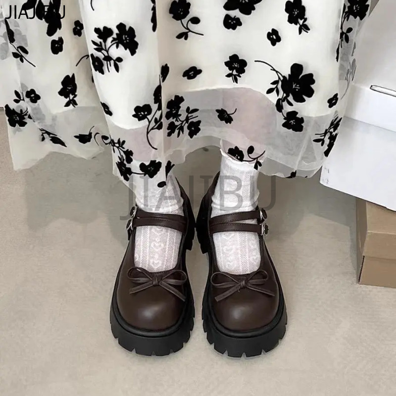 Giày Lolita Đồng Phục JK Nhật Bản Fashion Ladies Casual Doll Shoes Giày Công Chúa Nơ Màu Nâu Dễ Thương Korean Fashion Platform Mary Jane Shoes Giày Da Nhỏ Gót Dày Chống Trượt Giày Đi Học Màu Đen Giày Cosplay Phong Cách Đại Học Anh Quốc