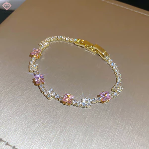 Vòng tay Zircon pha lê màu hồng nhạt dành cho nữ Thời trang bé gái Tinh tế Sáng bóng Kim cương giả Lắc tay Phụ kiện trang sức Quà tặng Mới