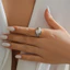Vòng kim loại xếp li hình tròn Pháp phóng đại xuyên biên giới châu Âu và Mỹ, trang trí tay đơn giản và không đều, trang sức hoa thích hợp