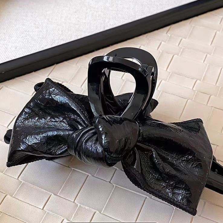 Vintage Sáng Da Nơ Móng Vuốt Kẹp Cá Mập
