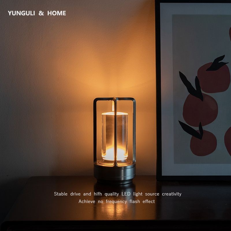 Đèn bàn cổ điển kim loại di động Tilife dành cho du lịch / cắm trại Đèn Led không dây có thể sạc lại Đèn bàn nhỏ 3 màu Nhà hàng / Phòng ngủ / Thanh / Quán cà phê / Đèn cắm trại