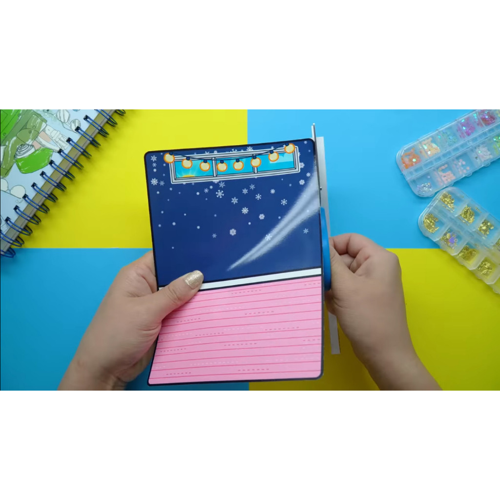 ĐỒ CHƠI NGÔI NHÀ BÚP BÊ GIẤY - Ngôi nhà của bé Black Pink  In Quiet Book
