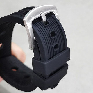 Dây đeo đồng hồ silicon chống nước Dây đeo đồng hồ cao su 22mm Dây đeo đồng hồ thể thao Diver Vòng đeo tay nam nữ Dây đeo cổ tay có khóa màu đen bằng thép không gỉ