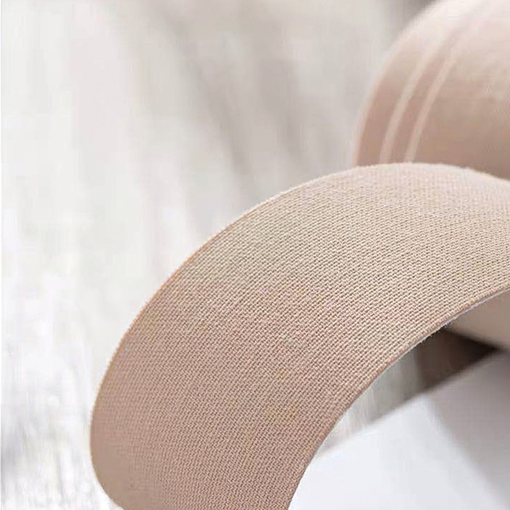 Băng keo dán ngực giúp nâng ngực tối đa