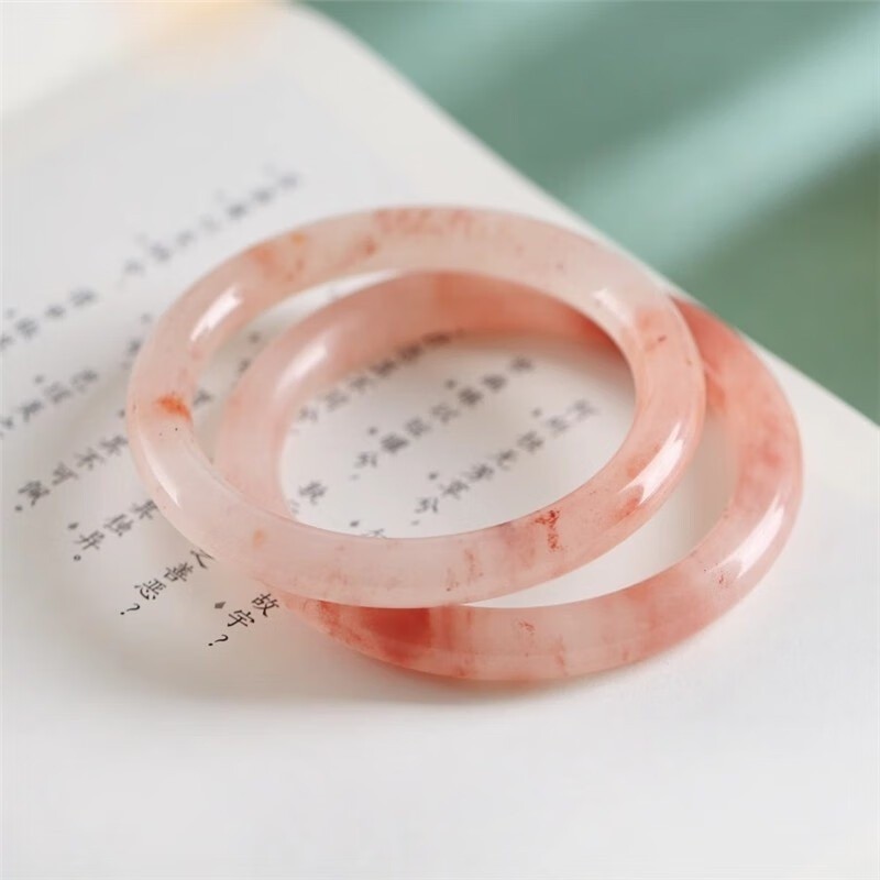 Vòng tay nữ hoa anh đào nhồi bông với đá thạch anh hồng vàng và ngọc lục bảo, đường kính từ 56 đến 64 mm