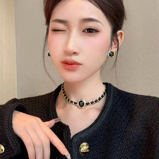 Số ngọt ngào, Vòng cổ da, bông tai, sang trọng nhẹ nhàng, sang trọng, khí chất cao cấp, xu hướng