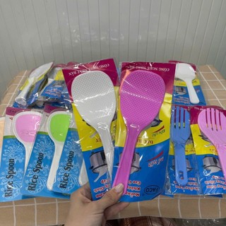 Vá Cơm Muôi Cơm Chống Dính Tiện Dụng Cho Gia Đình - Vá Cơm Chịu Nhiệt - Phương Trang