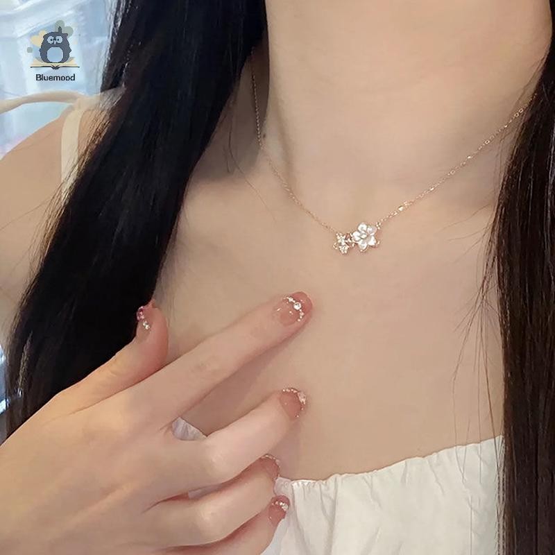 [Bluemood] Vòng cổ hoa anh đào Zircon tinh tế thanh lịch dành cho nữ Cô gái Vòng cổ hoa thời trang Vòng cổ Choker Phụ kiện trang sức dự tiệc Quà tặng Mới