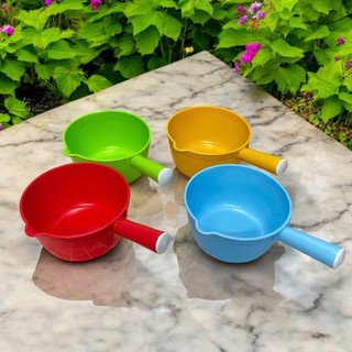 Gáo múc nước nhựa, ca múc nước màu đỏ, lá, dương, vàng, đủ kích cỡ nhựa dày dặn - Trường An VN