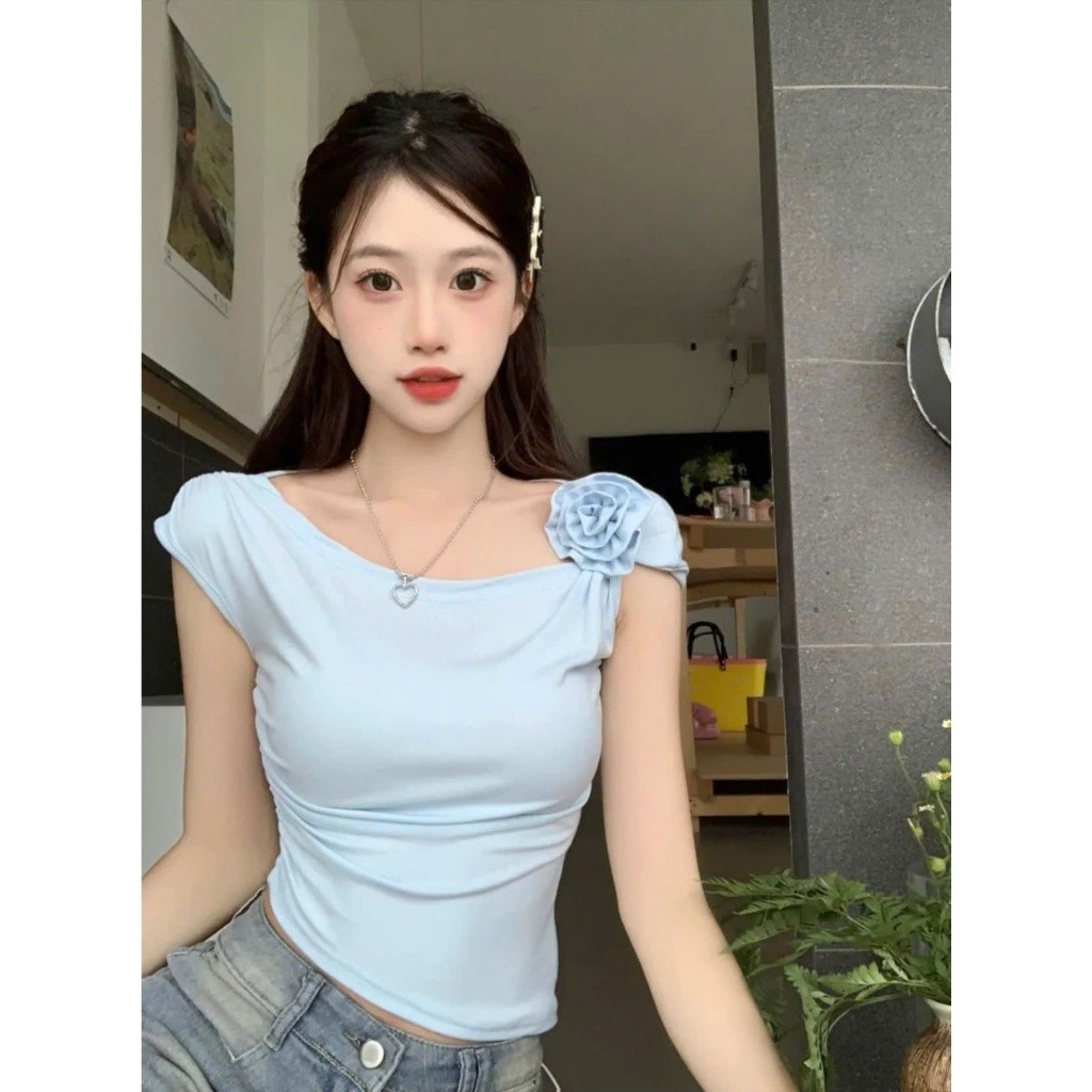 Áo cộc croptop mùa hè nữ thiết kế lệch vai đính hoa chất liệu co giãn BA SP266