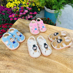 sandal bé trai dép tập đi cho bé gái êm chân chống trượt có đèn led labubu có còi ledLBB187 ( ảnh thật )