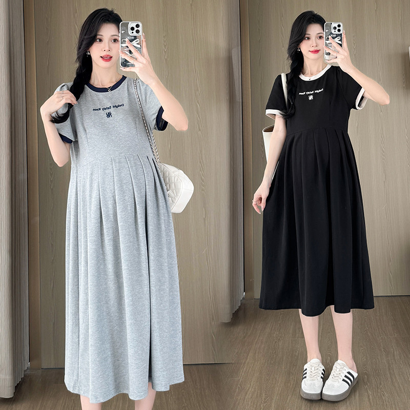 Trang phục bà bầu Mùa hè Phong cách mới dáng rộng phù hợp Chữ thêu tay ngắn