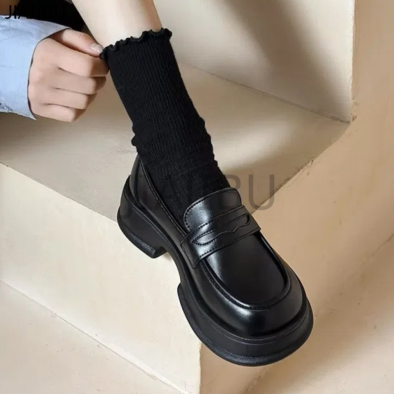 Size 35-43 Giày Da Đế Mềm Màu Đen Kiểu Anh Giày Nữ Size Lớn Korean Fashion Platform Mary Jane Shoes French Casual Beige Thick Heel Princess Doll Shoes Nhật Bản JK Đồng Phục Giày Lolita Giày Cosplay Cao Gót Chống Trơn Trượt Giày Đi Học Màu Đen