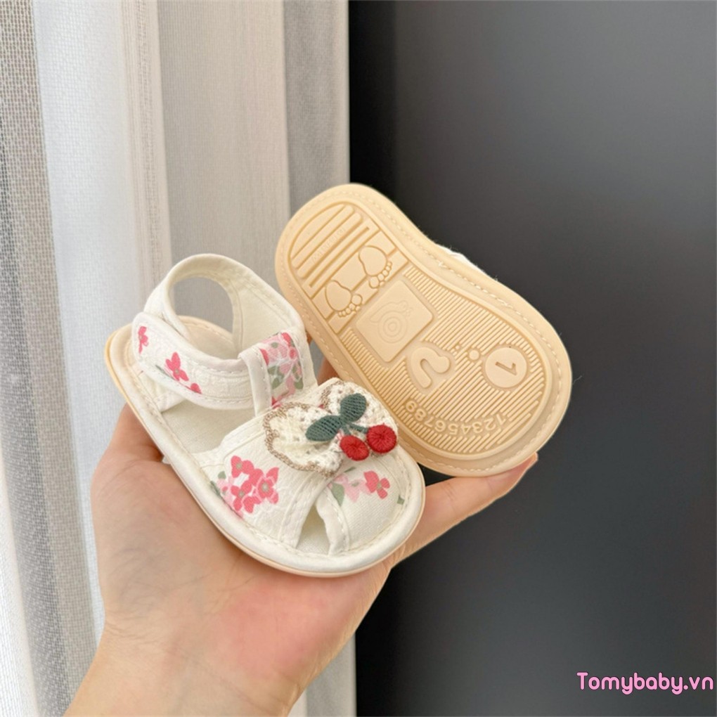 Xăng đan Bé Gái Cherry Nơ Kín Mũi Chống Trơn Trượt Đế Mềm Thoáng Khí Giày Mùa Hè