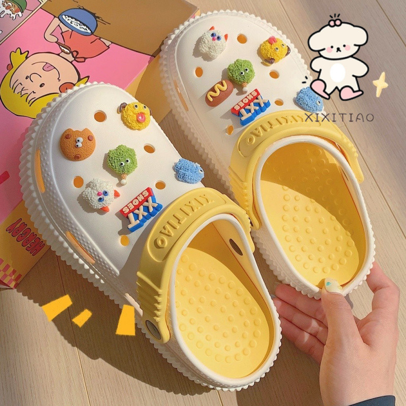 Xixitiao Dép Bước Vào Shit Feel EVA Hoạt Hình Vui Vẻ Đế Mềm Baotou Lỗ Giày Đế Dày Tăng Chiều Cao Thời Trang Mặc Ngoài Trời Bãi Biển Mùa Hè