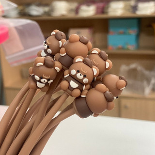 [Mực Đen] Bút Bi Silicon Thân Mềm Brown Bear Lúc Lắc, Bút Bi Mực Gel Khô Nhanh, Mực Đều, Nét Chữ Đẹp