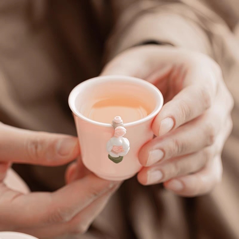 ✨Chén Trà Kung Fu Gốm Mini Độc Lạ - Màu Hồng Ngọt Ngào, Tạo Hình Kỳ Quặc Dễ Thương | Dung Tích 45ml Nhỏ Xinh Cho Nữ | Decor Bàn Làm Việc, Quà Tặng Sinh Nhật