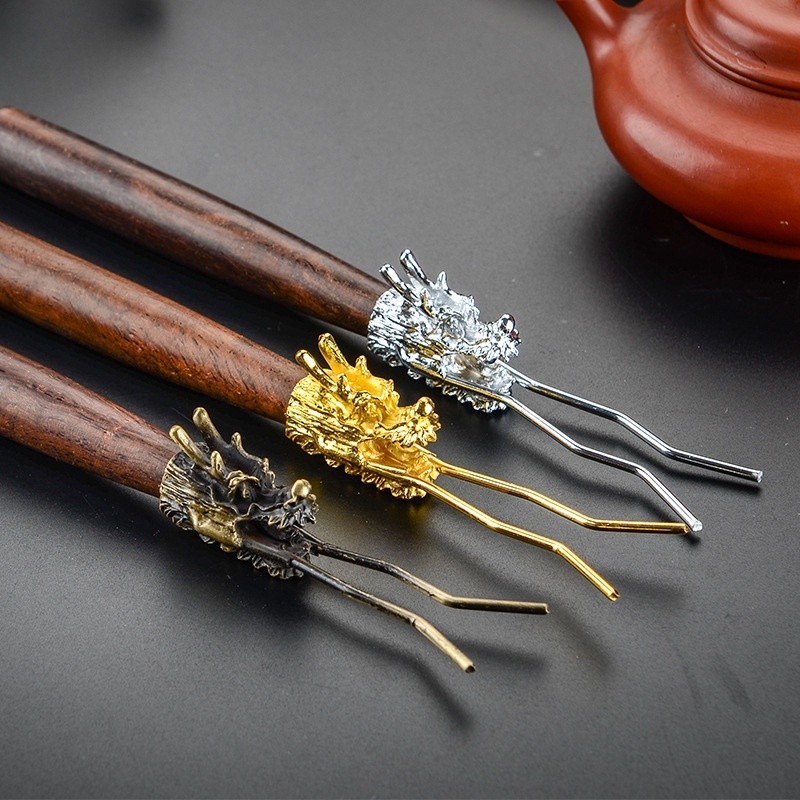 Cây mở nắp ấm tránh bỏng tay bằng đồng họa tiết rồng, cành hoa