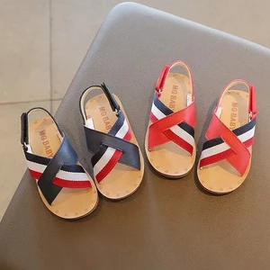 Dép cho bé trai bé gái - Dép sandal cho bé quai chéo thoáng chân chất da PU siêu mềm MG baby đế cao su mềm V536