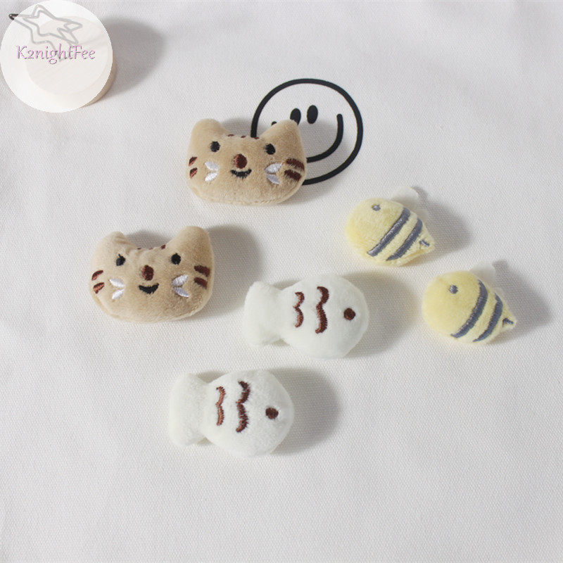 K2nightfee Hoạt Hình Dễ Thương Thổ Cẩm Cá Nhỏ Ong Thổ Cẩm Ba Lô Áo Len Xò Huy Hiệu Chân Ba Lô Mặt Dây Chuyền Phụ Kiện Trang Trí VN