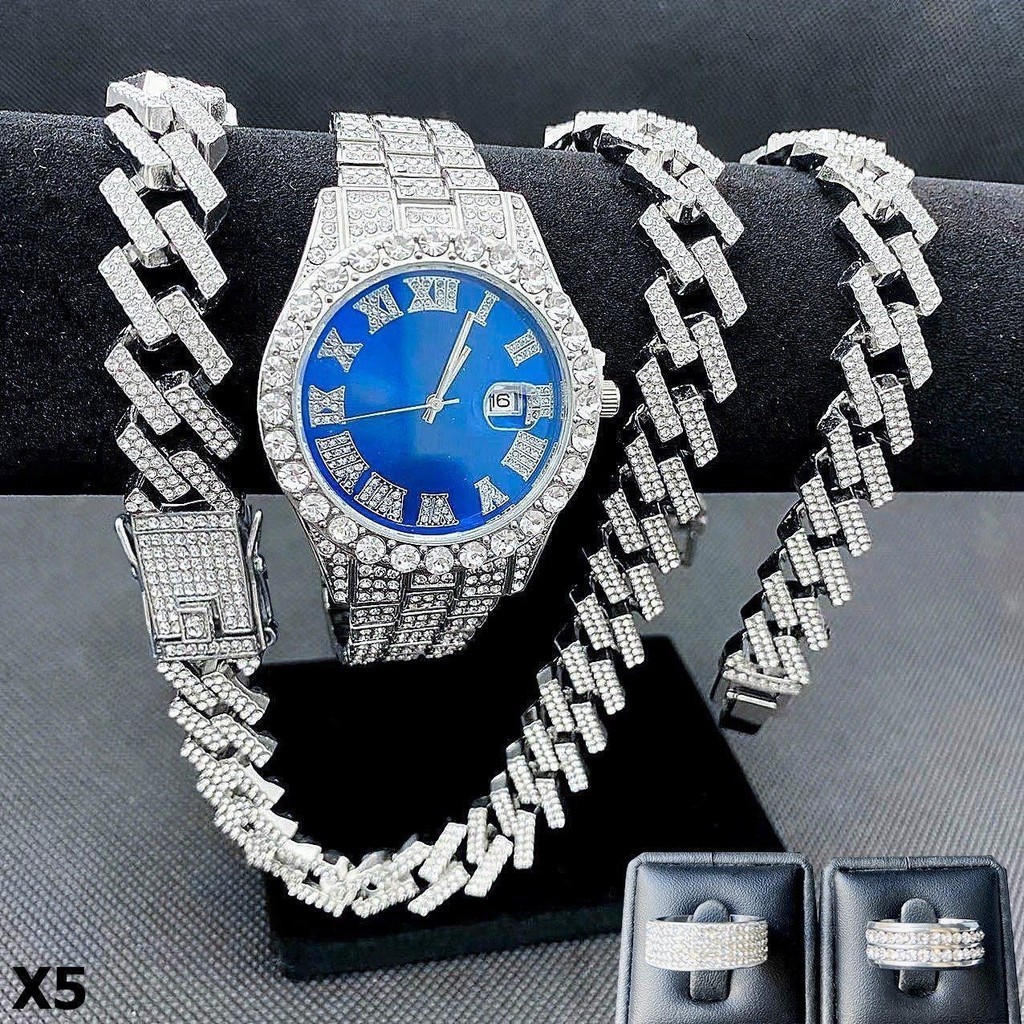 Combo 5 món gồm 1 đồng hồ, 1 dây chuyền, 1 lắc tay, 2 nhẫn có màu bạc, đỏ, xanh dương, xanh lá