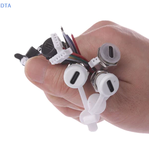Dta 1 Ổ cắm nữ Giao diện sạc có dây hàn USB Type-C Đầu nối chống nước Nén trực tiếp Đế nữ PO