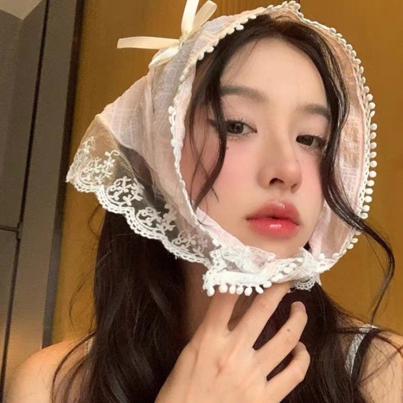 Phụ Kiện Tóc Phổ Biến - Ảnh Du Lịch Turban Bandana - Nữ Ren Nơ Tam Giác Băng Đô - Khăn Đầu Phong Cách Mục Vụ - Xuân Hè Thời Trang Pháp Ngọt Ngào