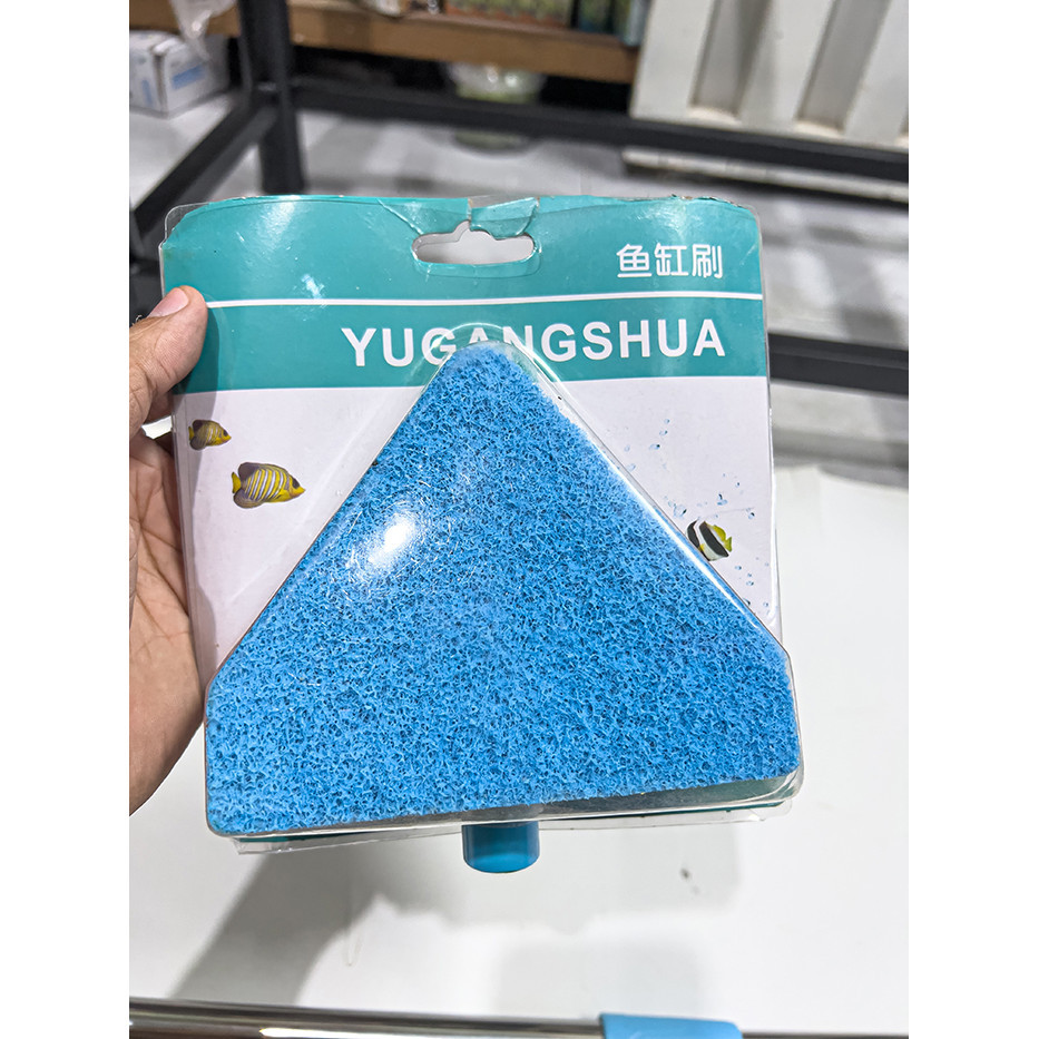 Cây chùi vệ sinh hồ cá (tam giác) xoay 360 độ, chiều dài thay đổi được 55 – 95 cm