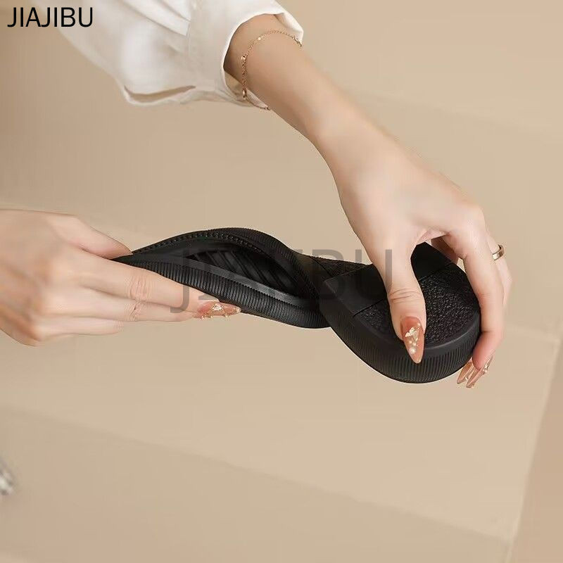 Size 35-43 Giày Da Gót Thấp Mũi Tròn Chống Trượt Y2K Giày Nữ Cỡ Lớn Korean Fashion Platform Mary Jane Shoes Giày Đi Học Màu Đen Giày JK Lolita Của Nhật Bản Giày Đế Bệt Kiểu Anh 42 Cosplay Doll Shoes 41 Giày Công Chúa Đế Mềm Giày Khiêu Vũ