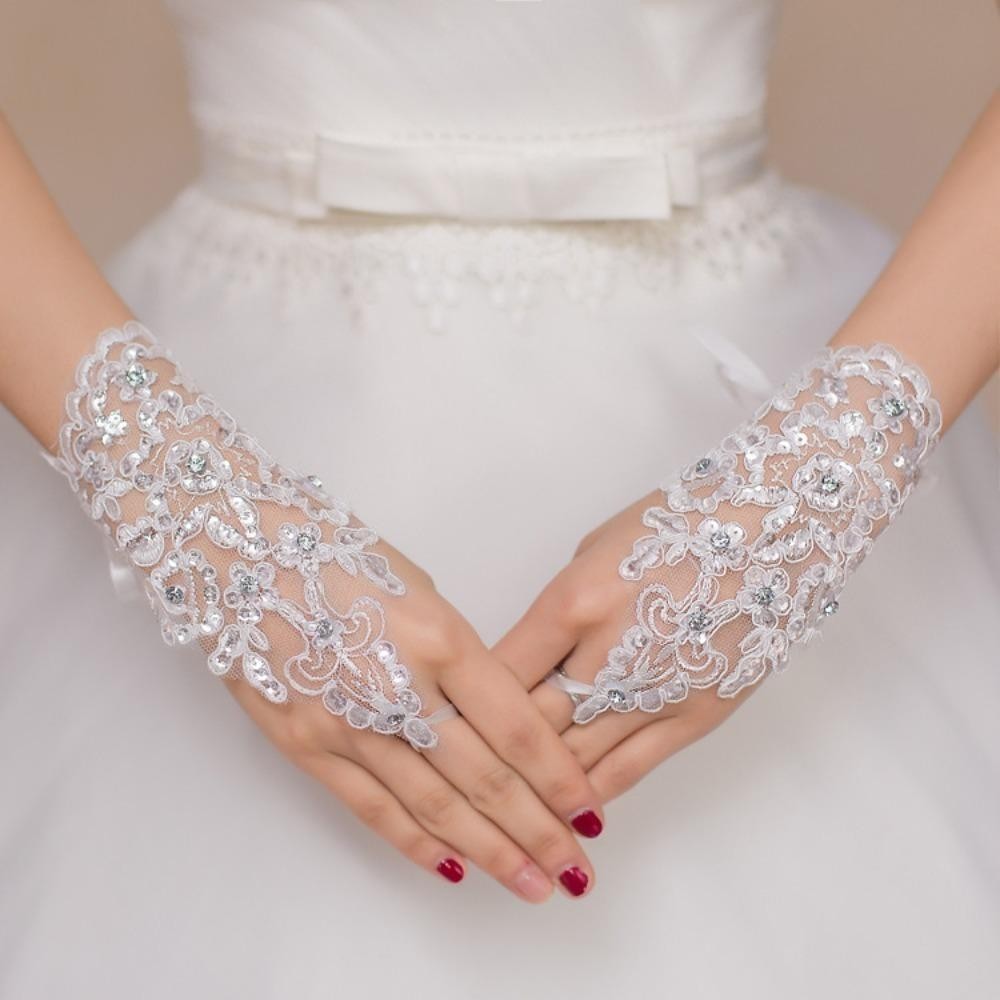 Găng Tay Ren Saia Kim Cương Giả Cho Cô Dâu và Tiệc Cưới, Gợi Cảm và Thanh Lịch